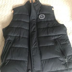 Abercrombie vest jacket for men “M” size Like New